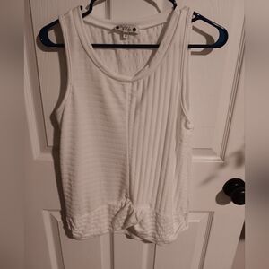 Wilde White Textured Top. M